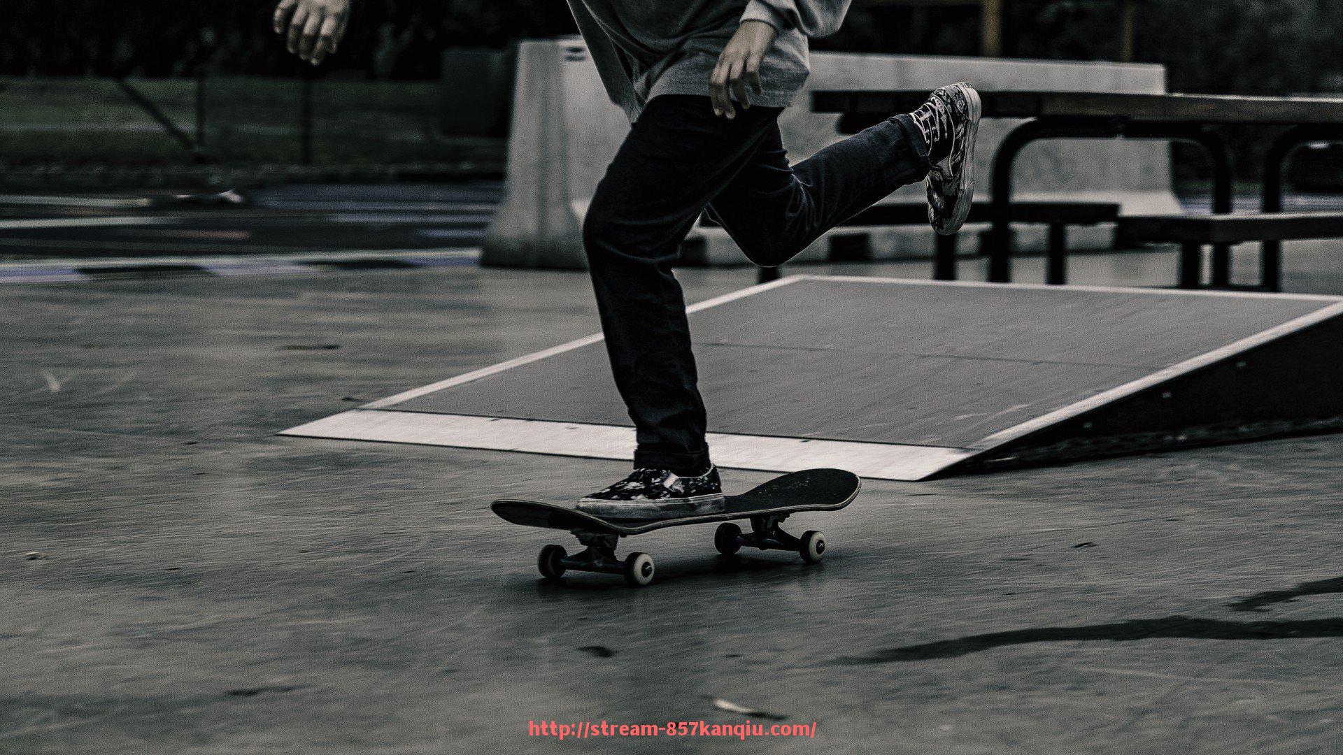 857直播看球平台-英超本土球员上场限制政策及其影响